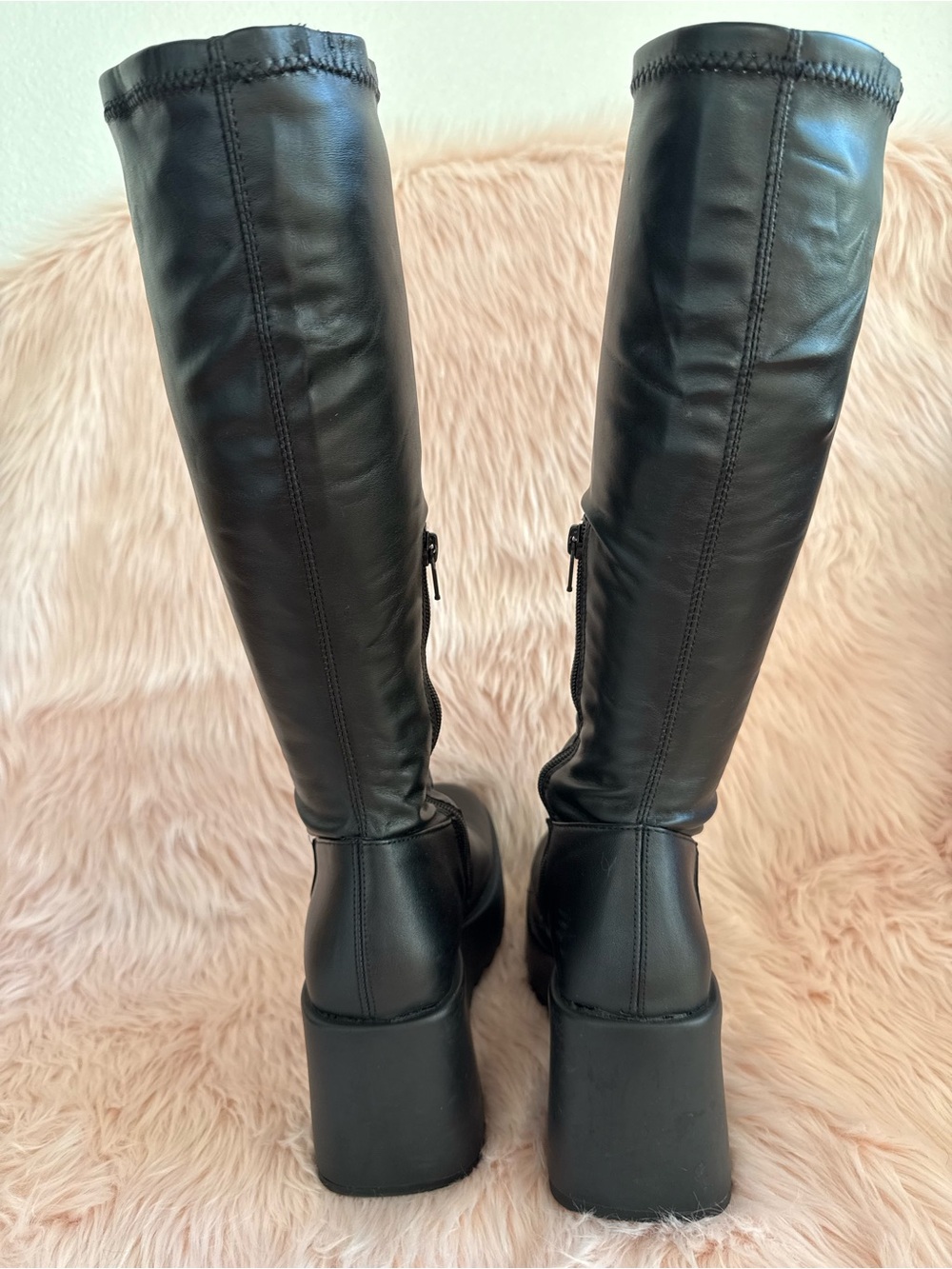 Steve Madden Duke 30 Blackout Knee Length Stretch Platform Wedge Boots Size 6 - Picture 9 of 12